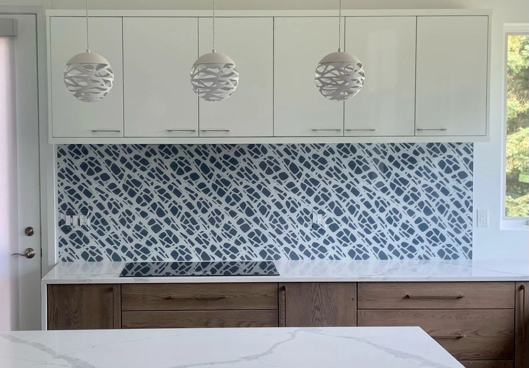 Why Tempered Glass for Backsplashes?